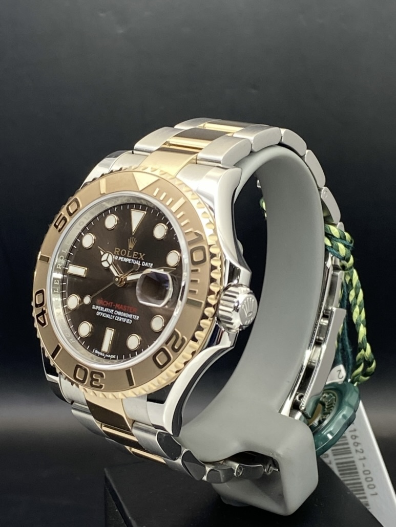 Rolex Yachtmaster 126621 40mm Rose Gold & Stainless Steel